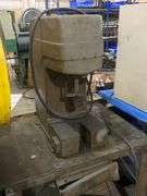 DENISON HYDROILICA MODEL A TWO TON MULTIPRESS 110V 1PH 60CY SN: 1810 MOUNTED TO ALL METAL ROLLING BENCH