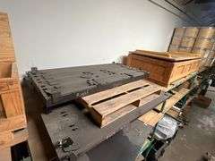HEAVY DUTY METAL PANELING FOR ASSEMBLY EACH PIECE APROX 4'+
