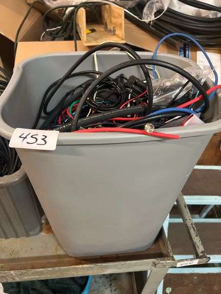 VARIETY OF SCRAP / RANDOM WIRE