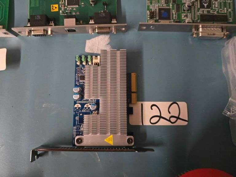 HP V767 CN-01 CAN ICES-3(B)/NMB-3(B)