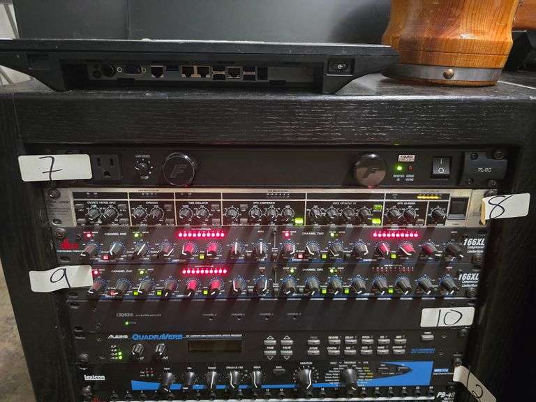 FURMAN SMP EVS LiFT PL-8C POWER SUPPLY WITH POWER CABLE