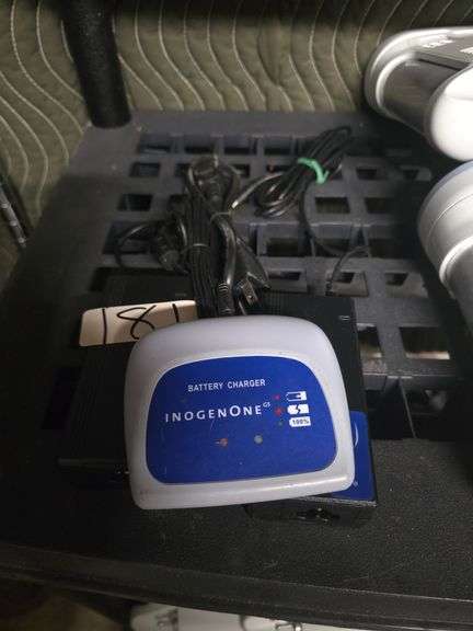 INOGEN ONE G5 BATTERY CHARGER MODEL BA-503 WITH (2) AC ADAPTERS