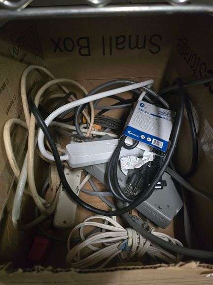 VARIETY OF EXTENSION CABLES AND POWER STRIPS