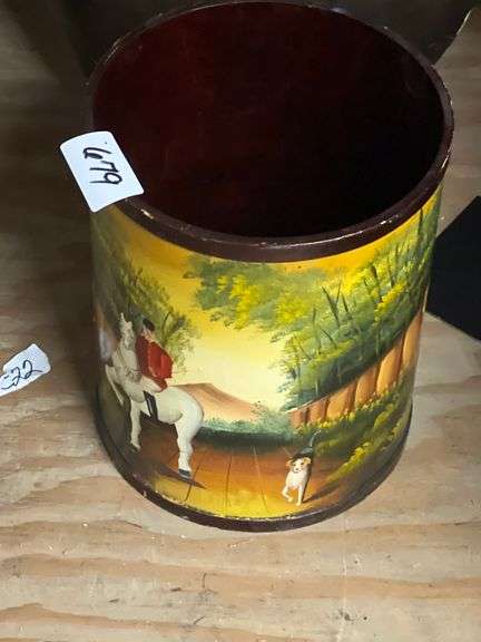 VINTAGE WOOD HAND PAINTED BIN APROX 9"DOA x 10" H