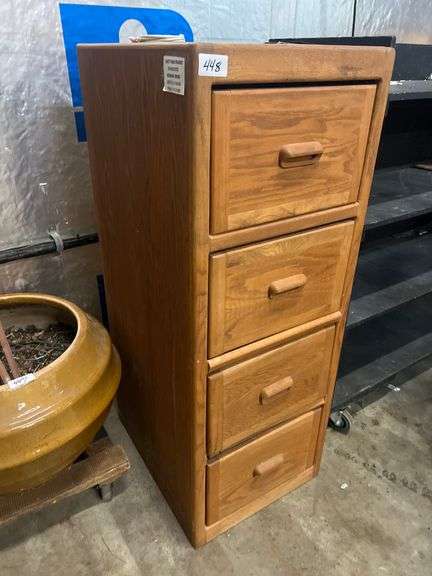 SOLID WOOD 4-DRAWER FILING CABINET APROX 20"x25"x53"