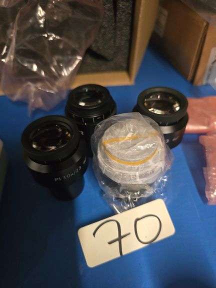 CARL ZEISS MICROSCOPE LENS INCLUDING 415501-1501-000 WF 10x/22;  PI 10x/23 ;