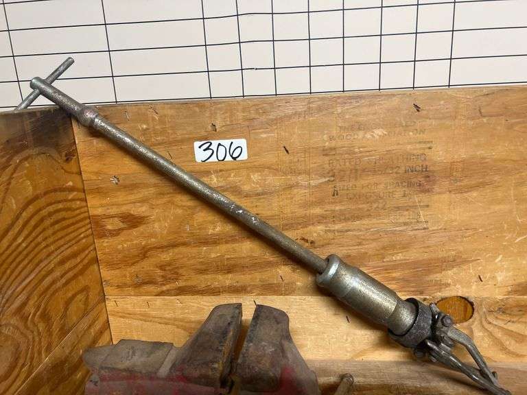 TIRE PULLER AND LARGE 21"L BIT