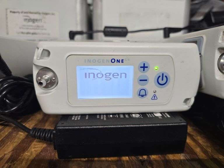 INOGEN ONE G4 OXYGEN CONCENTRATOR MODEL IO-400 WITH SINGLE AC ADAPTER, CAR CHARGER, &BATTERY INCLUDED WITH EACH