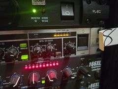 BEHRINGER ULTRA-VOICE PRO HIGH PERFORMANCE VOICE PROCESSOR MODEL VX2000 WITH POWER CABLE