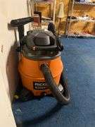Rigid blower vac with attachments