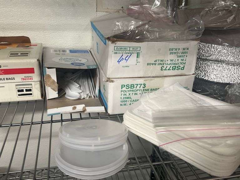 DISPOSABLE RESTAURANT SUPPLIES