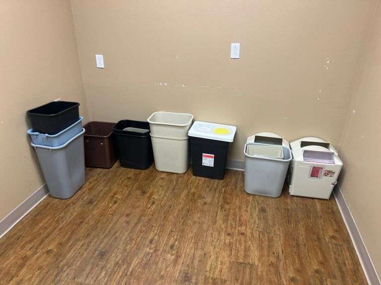 VARIOUS TRASH BINS AND MEDICAL BIOWASTE CONTAINERS