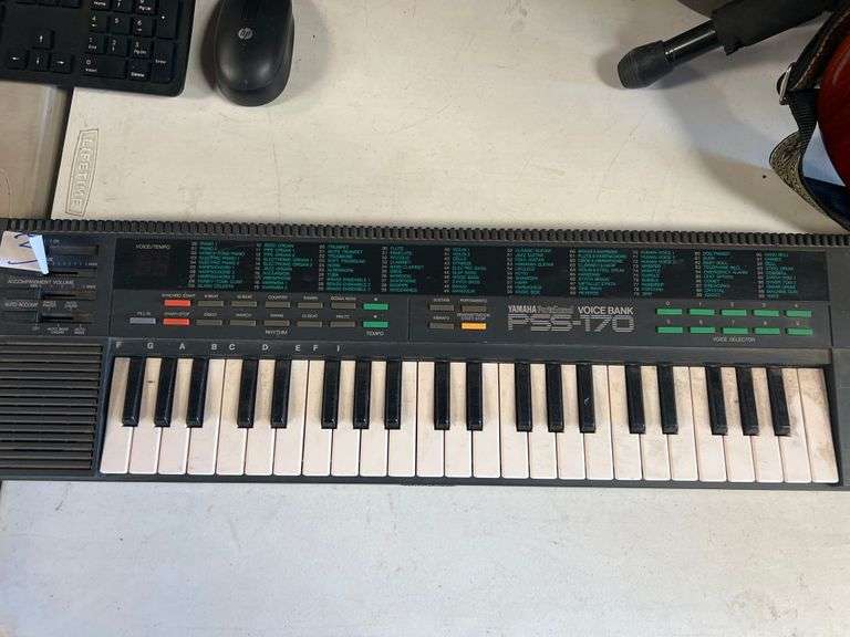 YAMAHA PORTASOUND PSS-170 VOICEBANK KEYBOARD