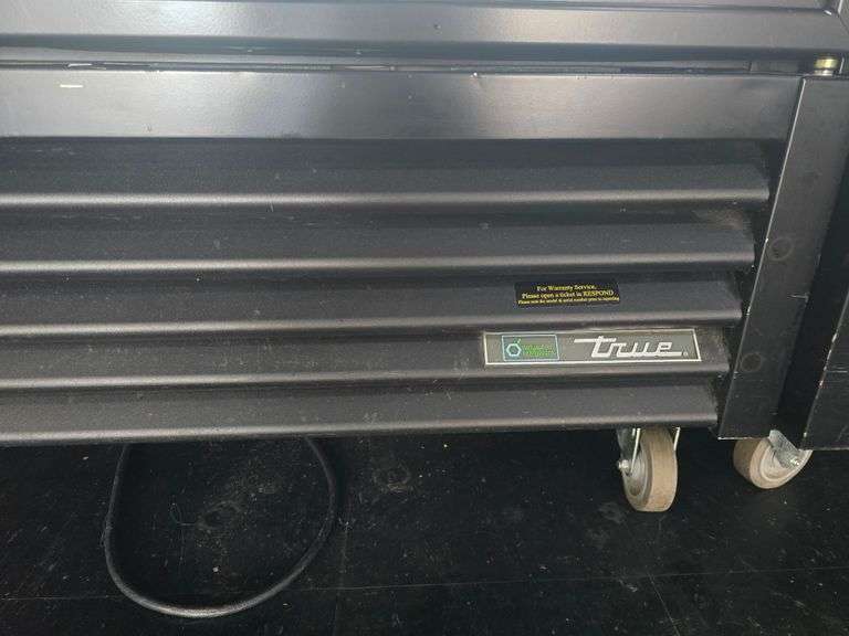 TRUE GDM-49-HC~TSL01 COMMERCIAL 2-DOOR REFRIGERATOR WITH 7-INNER SHELVES, ON WHEELS, IN GREAT WORKING CLEAN CONDITION