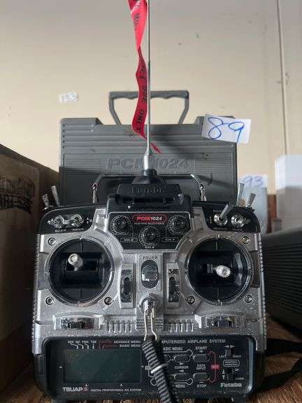 FUTABA PCM1024 T8UAP DIGITAL PROPORTIONAL R/C SYSTEM CONTROLLER WITH CASE INCLD.