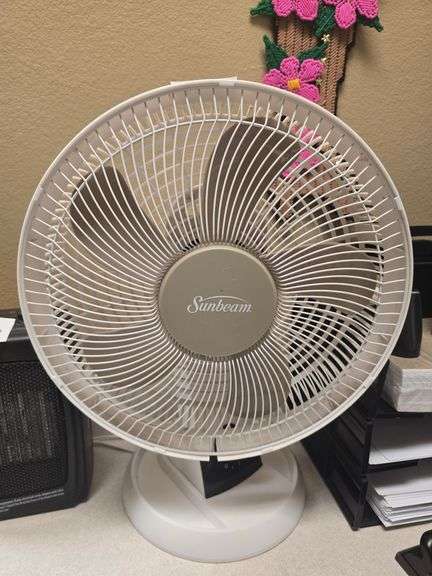 SUNBEAM OSCILLATING PERSONAL 3-SPEED FAN