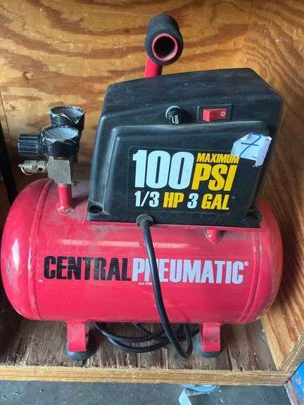 CENTRAL PNEUMATIC 100PSI 1/3HP 3GAL AIR COMPRESSOR