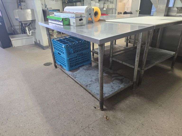 STAINLESS STEEL COMMERCIAL FOOD PREP TABLE APROX 5'x 30" x 33"