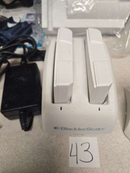 VERATHON BLADDERSCAN BATTERY PACKS 0400-0066 WITH CHARGER 0570-0193 AND POWER CABLE
