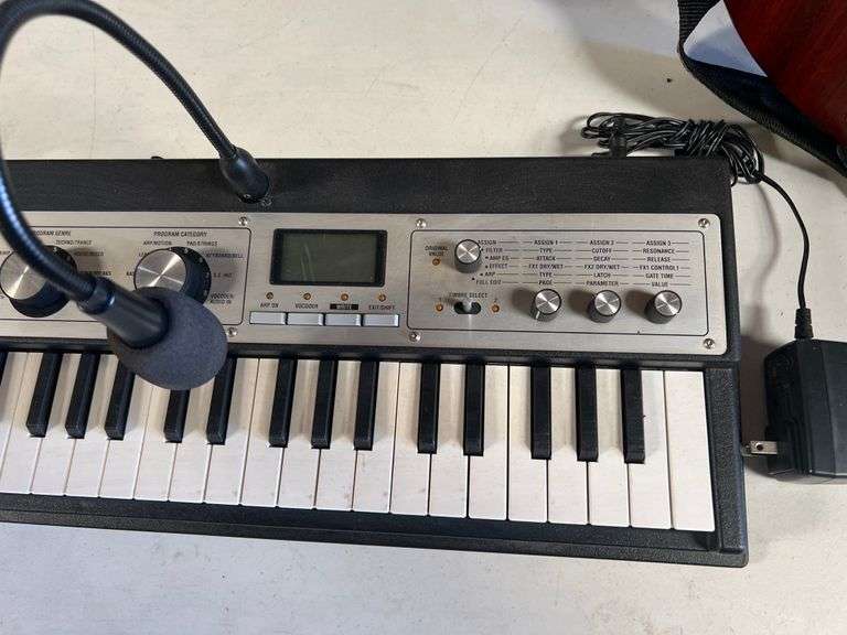 KORG MICRO KORG SYNTHESIZER / VOCODER XL MODEL MKXL WITH POWER CABLE INCLD.