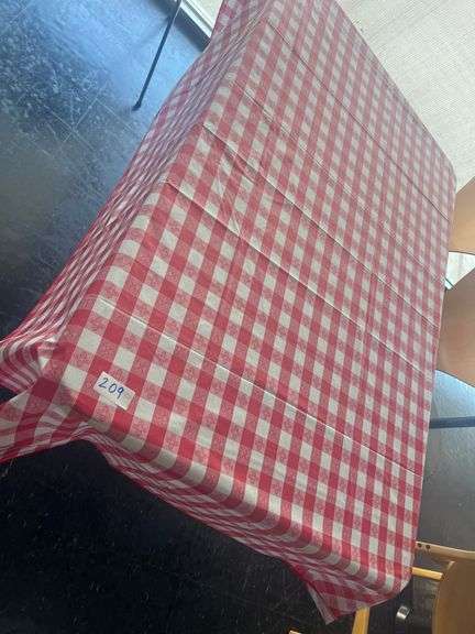 FORMICA TOPPED TABLE 4' x 30" x 30"H