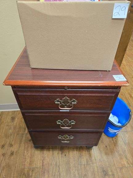 SOLID WOOD 3-DRAWER NIGHTSTAND ON WHEELS APROX 23"x18"x31"