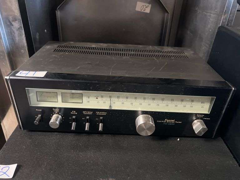 SANSUI AM/FM STEREO TUNER TU-5900