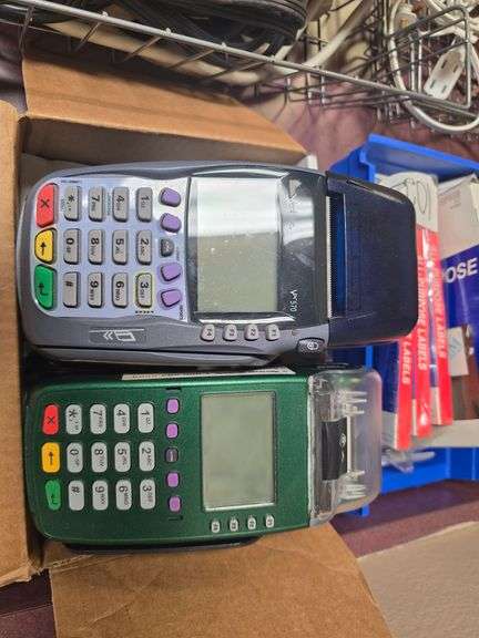 VERIFONE TERMINALS INCLUDING VX520 & OMNI5700 VX570 WITH SINGLE POWER CABLE INCLD.