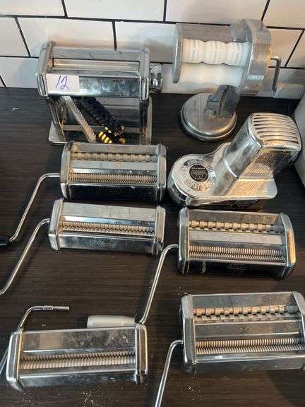 MARCATO ORIGINAL ITALIAN PASTA MACHINE WITH MANUAL ROLLERS AND ELECTRIC PASTA DRIVE ATTACHMENT *sold per piece