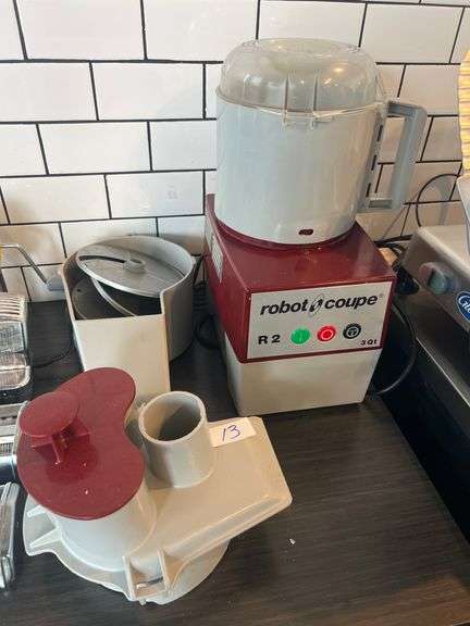 ROBOT COUPE R2N COMBINATION FOOD PROCESSOR WITH 3QT GRAY BOWL, CONTINUOUS FEED & 2 DISCS