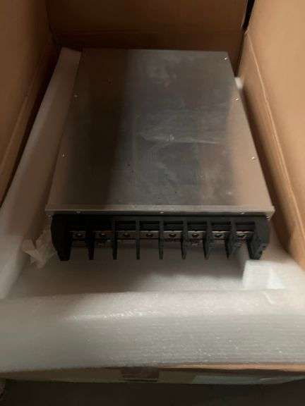 INDUSTRIAL POWER SUPPLY APROX 12"x18"x4"