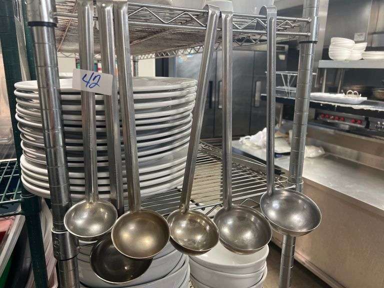 STAINLESS STEEL LADLES INCLUDING SIZES 2OZ - 8OZ