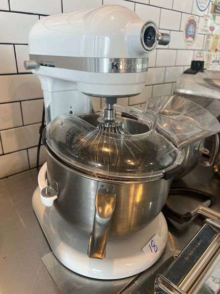 KITCHEN AID KSM70SNDXWH STAND MIXER, 4.5-QUART, WHITE WITH VEGETABLE SHEET CUTTER ATTACHMENT, EXTRA SET OF BOWL AND MIXERS INCLD.