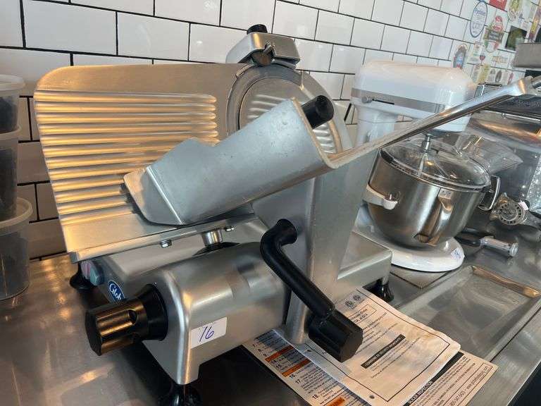 GLOBE MODEL G12 G-SERIES MANUAL FOOD SLICER 1/2HP NSF WITH MANUAL AND GUIDE INCLUDED