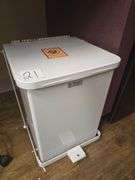 UNITED FIREFIGHTER ST7 SERIES METAL TRASH BIN WITH FOOT PEDAL APROX 13"x1'x18"H