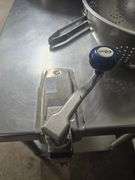 EDLUND MANUAL TABLE MOUNTED CAN OPENER *BUYER RESPONSIBLE FOR REMOVAL FROM TABLE