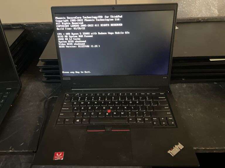LENOVO THINKPAD E495 LAPTOP WITH AMD RADEON VEGA GRAPHICS, NO MEMORY