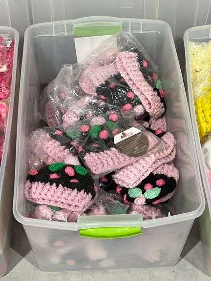 BRAND NEW HANDCRAFTED CROCHET GUMDROP HATS FOR INFANTS 12-24MO