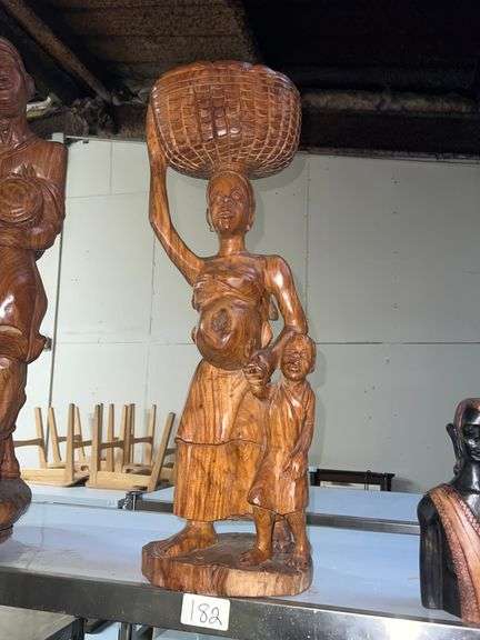 SOLID WOOD HAND CARVED AFRICAN STATUE DÉCOR APROX 27"H