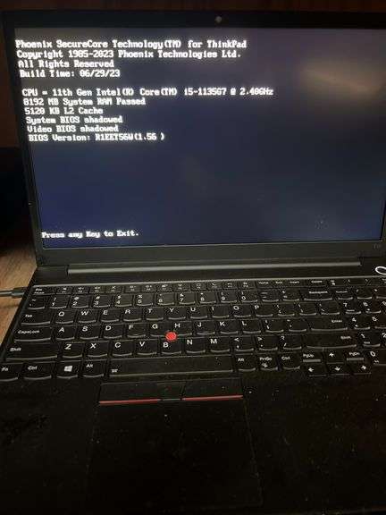 LENOVO THINKPAD E15 LAPTOP WITH CORE i5 INTEL, POWERS ON NO MEMORY