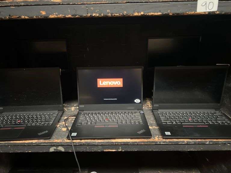 LENOVO THINKPAD E14 LAPTOP ORIGINALLY WITH CORE I5 10TH GEN INTEL NO MEMORY BUT MOST POWER ON