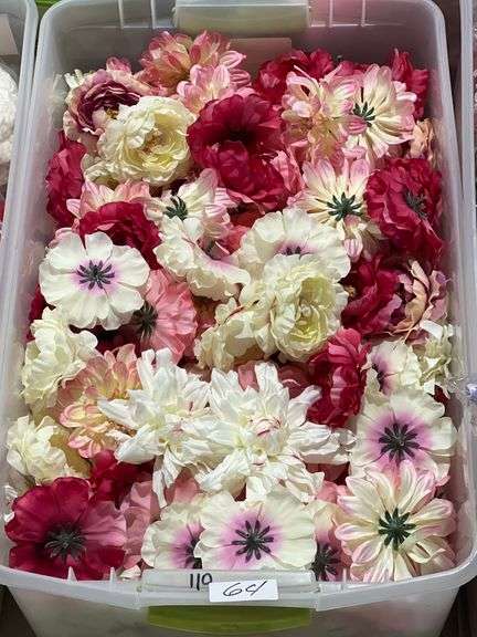 NEW FAUX FLOWERS USED FOR HAIR CLIPS AND ARRANGEMENTS, SOLD PER BUNDLE