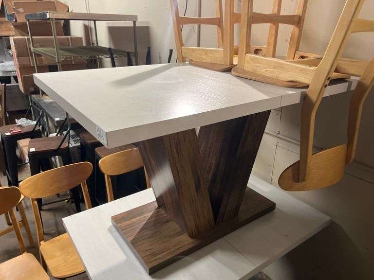 47" DINING TABLE FOR 4 WITH WHITE TOP AND HEAVY DUTY WOODEN BROWN PEDESTAL APROX 47"x31"x29.5"