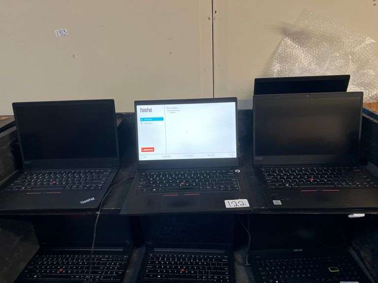 LENOVO THINKPAD E14 LAPTOP ORIGINALLY WITH CORE I5 10TH GEN & CORE i5 INTEL NO MEMORY BUT MOST POWER ON