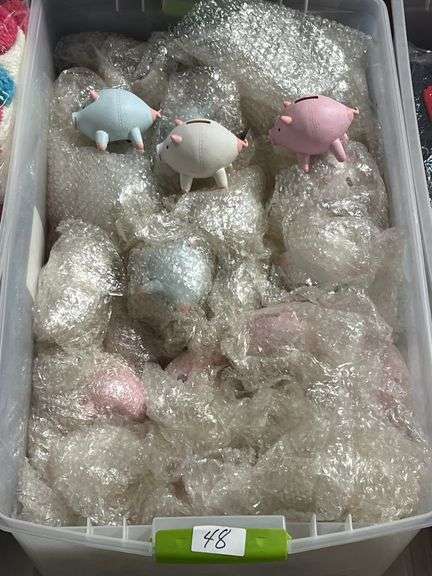 NEW SMALL DECORATIVE PIGGY BANKS