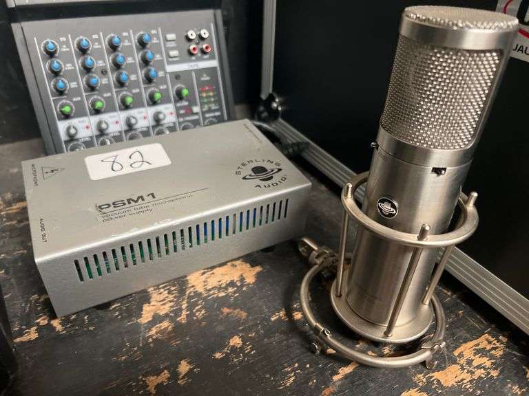 STERLING AUDIO METAL PROFESSIONAL MICROPHONE WITH PSM1 VACUUM TUBE MICROPHONE POWER SUPPLY INCLD.