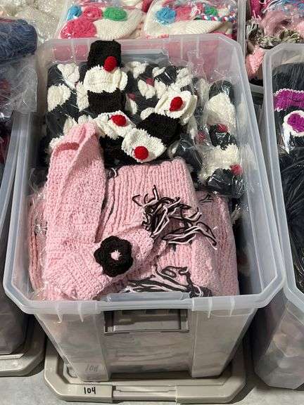 BRAND NEW CROTCHET SCARVES APROX 3'