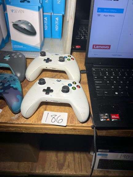 XBOX WIRELESS CONTROLLER WHITE