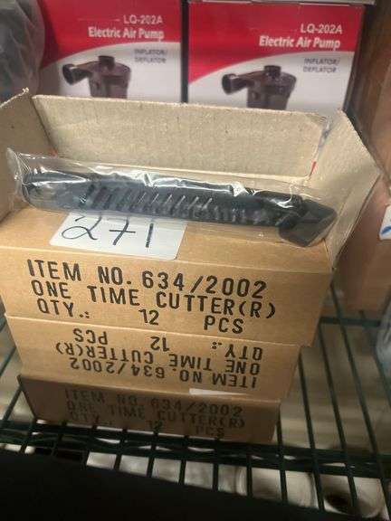 BLACK ONE TIME CUTTER 12 PER PACK ITEM 634/2002