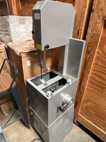 VEVOR INDUSTRIAL BAND SAW MACHINE